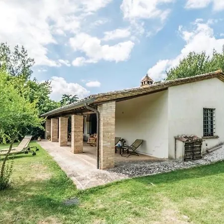 Cai'gatti, Con Piscina E Campo Da Tennis *